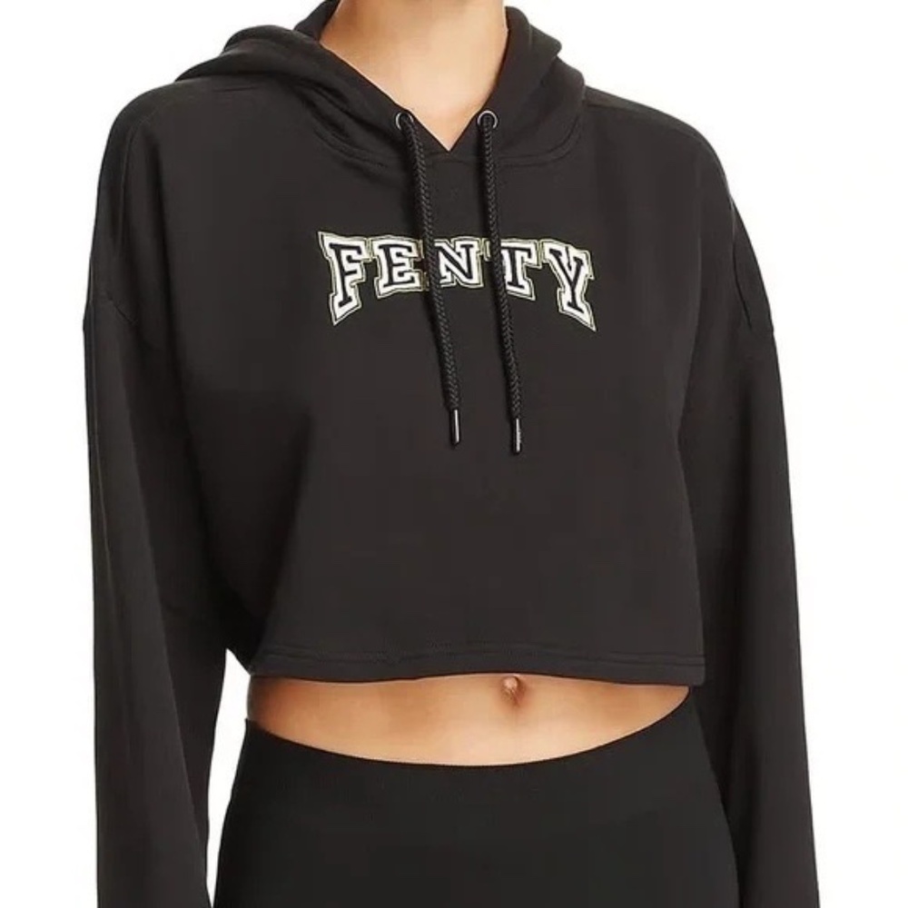 PUMA Savage x Fenty By Rihanna Cropped Hoodie in Black Size XS